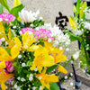 お彼岸のお花に決まりはある?墓前に供える花のお話