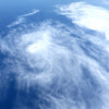 お墓が台風の被害にあったら? あわてず進める確認の手順